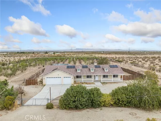 3990 South ST, Phelan, CA 92371