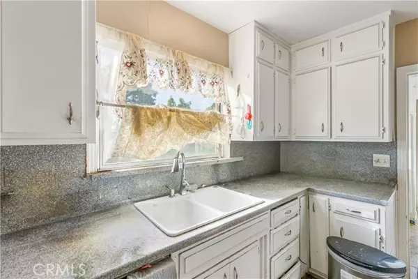 Atwater, CA 95301,1055 Grove AVE