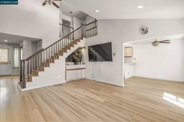 Dublin, CA 94568,7896 Gate WAY