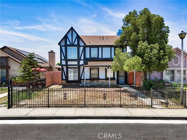 8305 Pioneer DR, Bakersfield, CA 93306