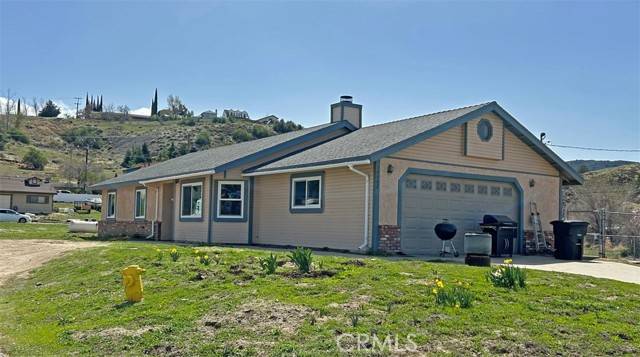 14402 Boxtree ST, Lake Hughes, CA 93532
