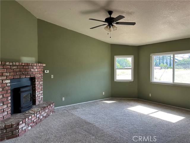 Lake Hughes, CA 93532,14402 Boxtree ST