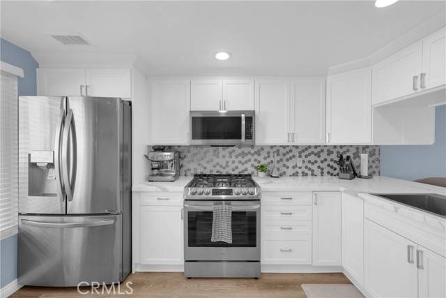 290 Victoria ST 31, Costa Mesa, CA 92627