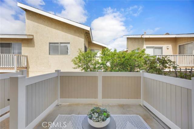 Costa Mesa, CA 92627,290 Victoria ST 31