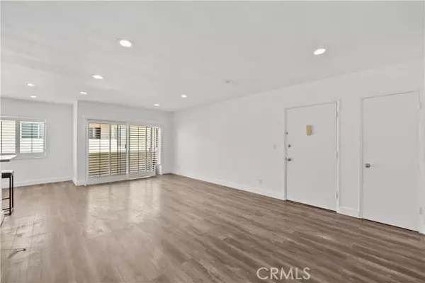 5328 Newcastle AVE 58, Encino, CA 91316