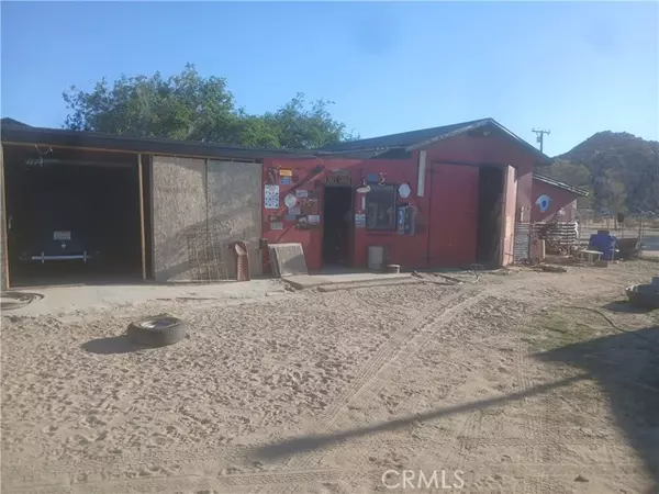 Adelanto, CA 92301,20321 Grey Mountain RD