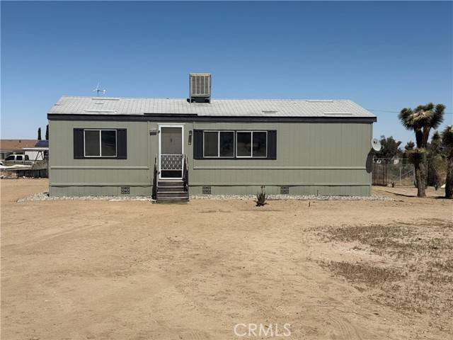 Phelan, CA 92371,4184 Amador RD B