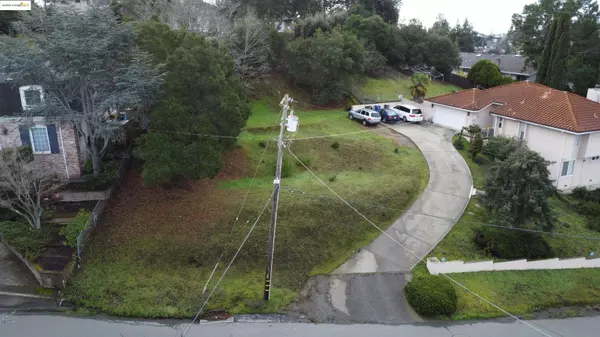 Ewing Rd, Castro Valley, CA 94546