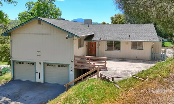 42275 Buckeye RD, Oakhurst, CA 93644