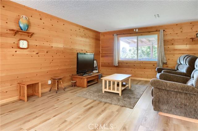 Oakhurst, CA 93644,42275 Buckeye RD