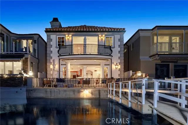 Newport Beach, CA 92663,339 Via Lido Soud