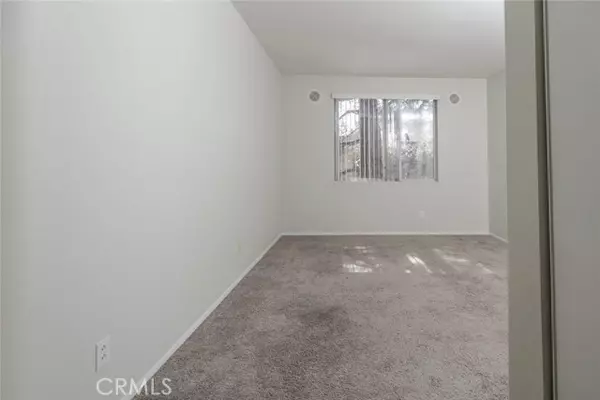 Lancaster, CA 93536,2807 W Avenue K12 256