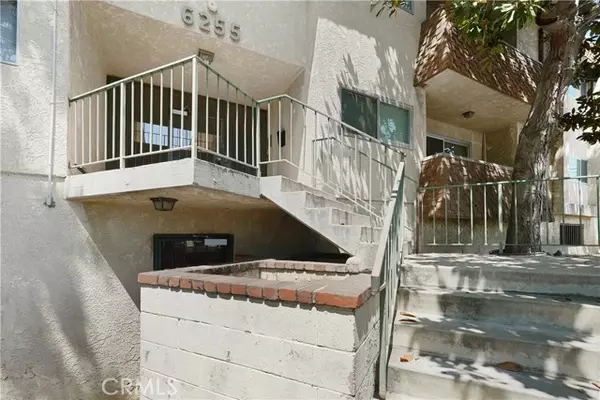 Van Nuys, CA 91401,6255 Woodman AVE 103