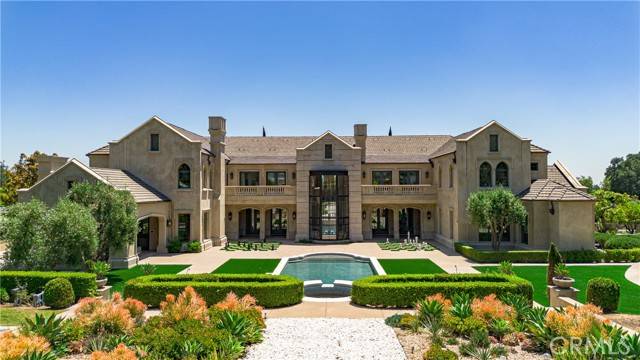 18 Dovetail LN, Bradbury, CA 91008