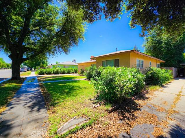 3733 N Fresno ST, Fresno, CA 93726