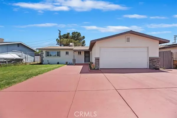 Lancaster, CA 93534,828 W Avenue J12