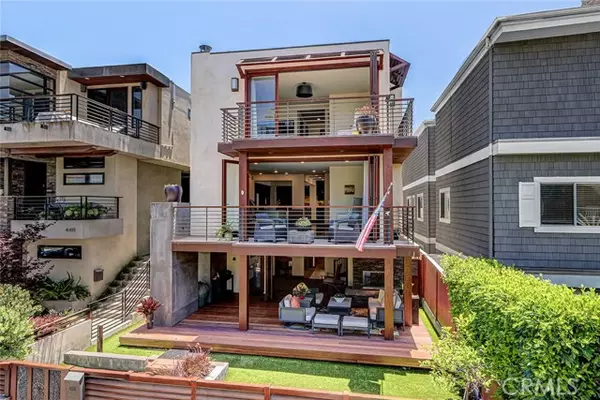 Manhattan Beach, CA 90266,436 32nd St.