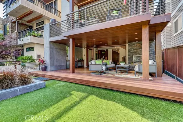 Manhattan Beach, CA 90266,436 32nd St.