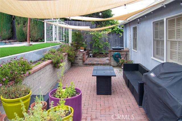 La Crescenta, CA 91214,2619 Mary ST