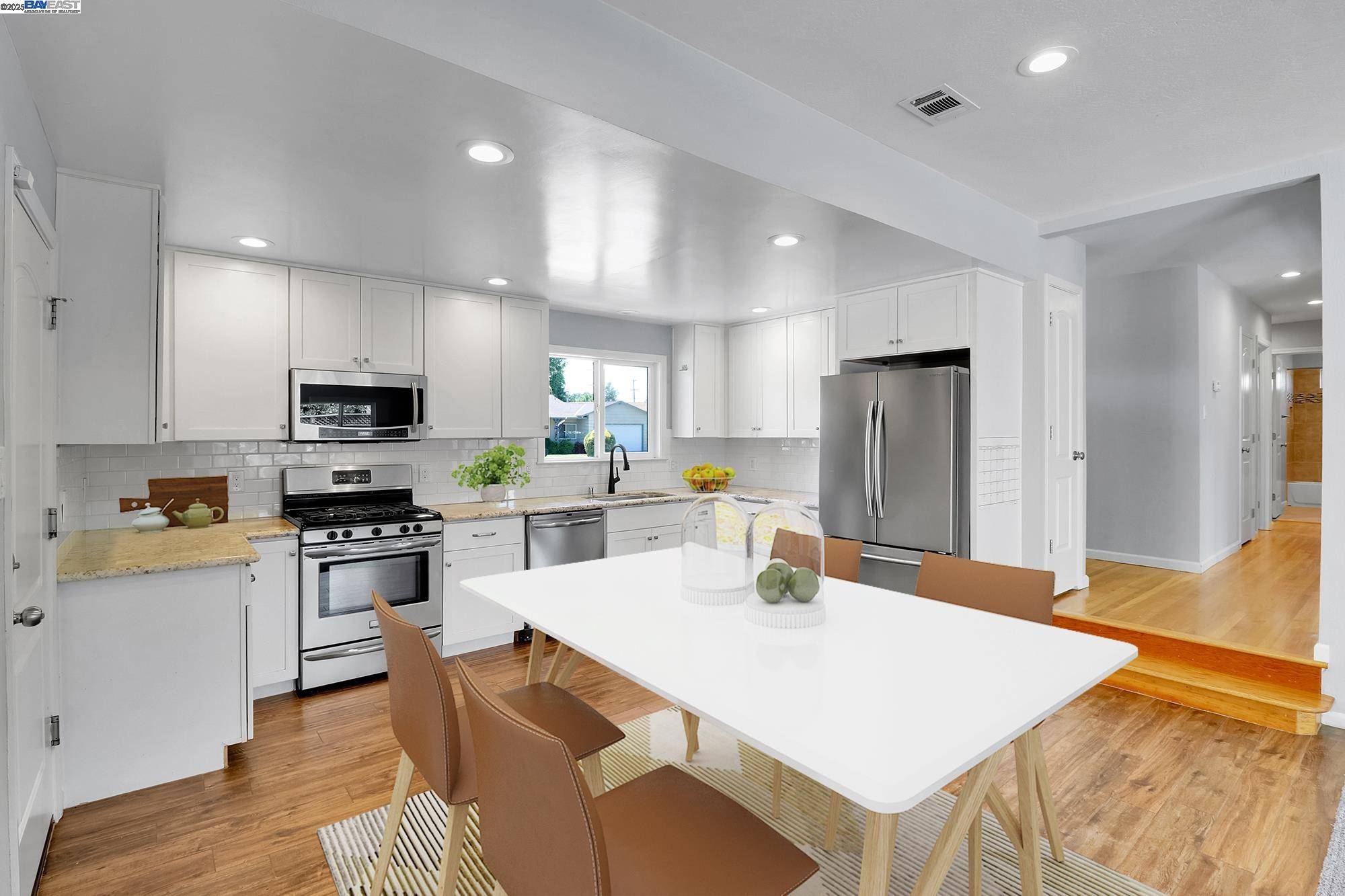 1691 Woodcrest Dr, Concord, CA 94521