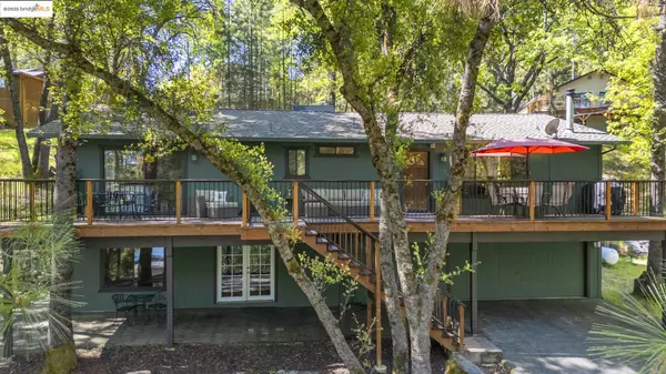 19779 Pine Mountain Dr, Groveland, CA 95321