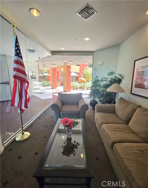 Torrance, CA 90501,2742 Cabrillo AVE 201