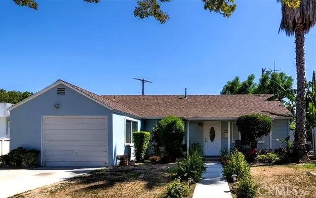 17600 Runnymede ST, Lake Balboa, CA 91406