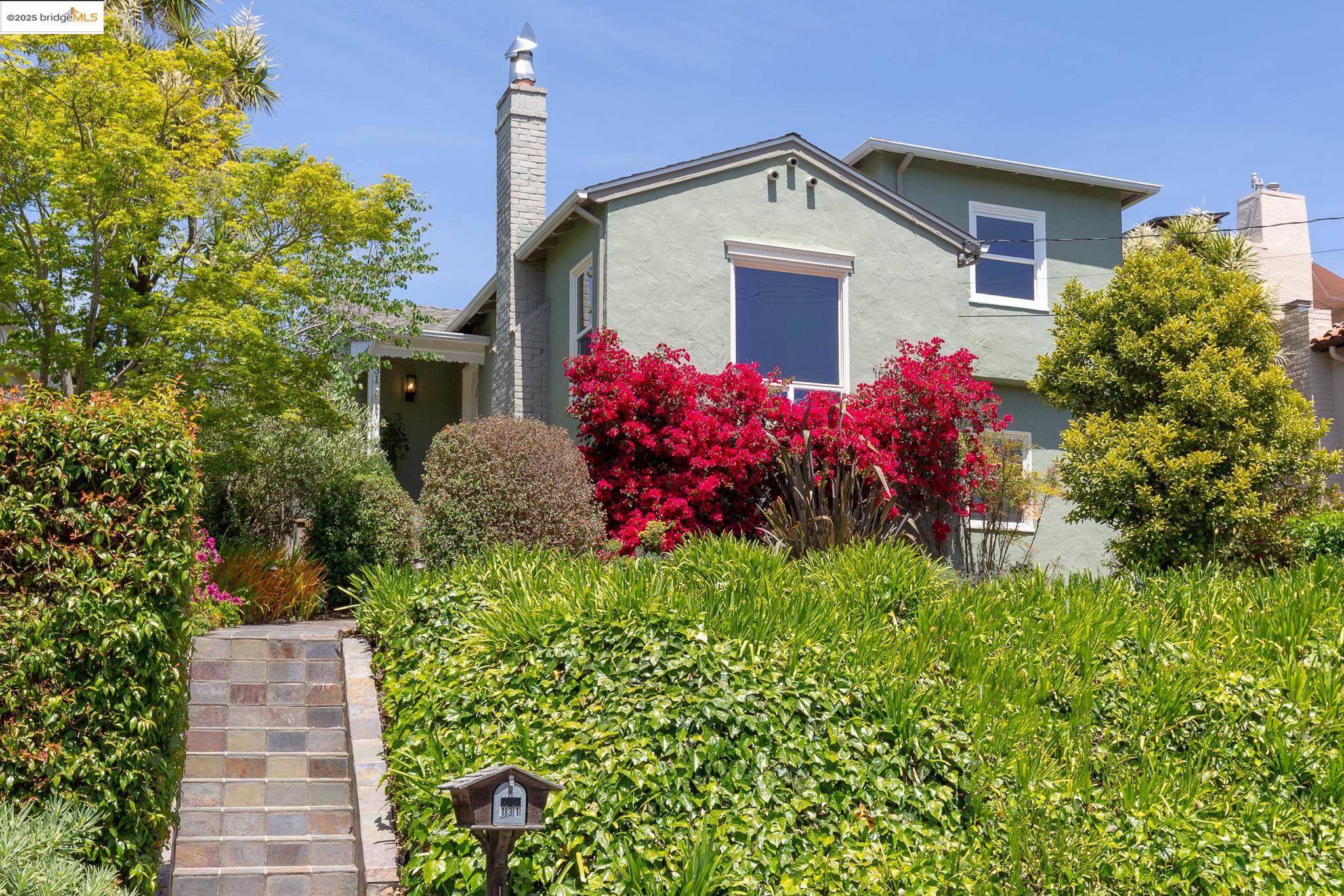 131 Sonia, Oakland, CA 94618