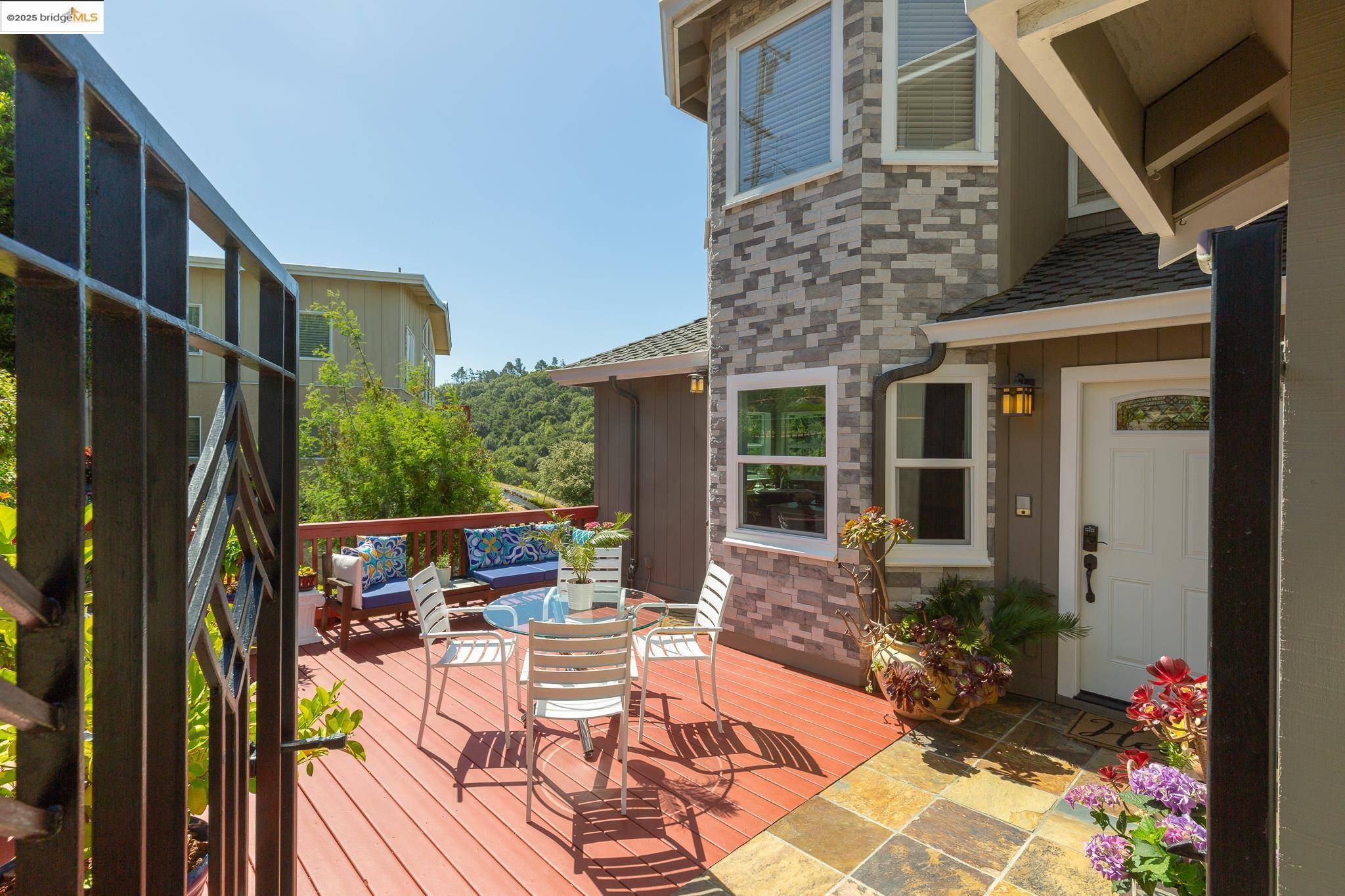 Oakland, CA 94605,10353 Royal Oak Rd