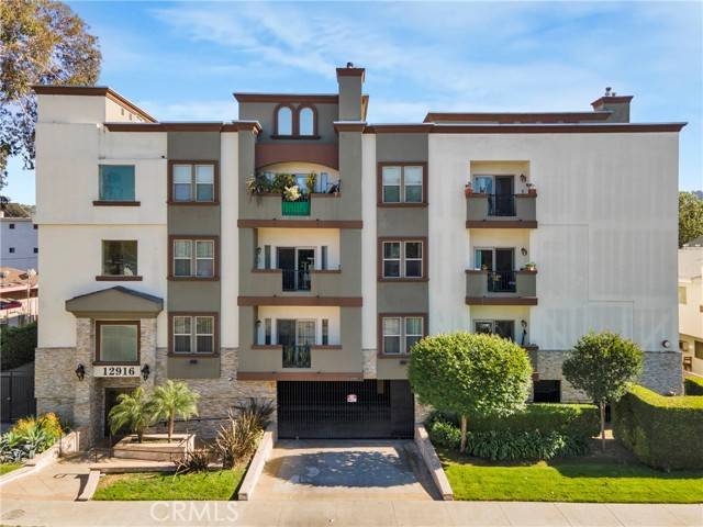 12916 MOORPARK ST 204, Studio City, CA 91406