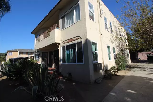 Huntington Park, CA 90255,7024 Middleton ST
