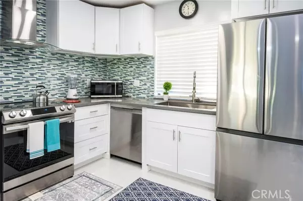 Cathedral City, CA 92234,28817 Isleta CT