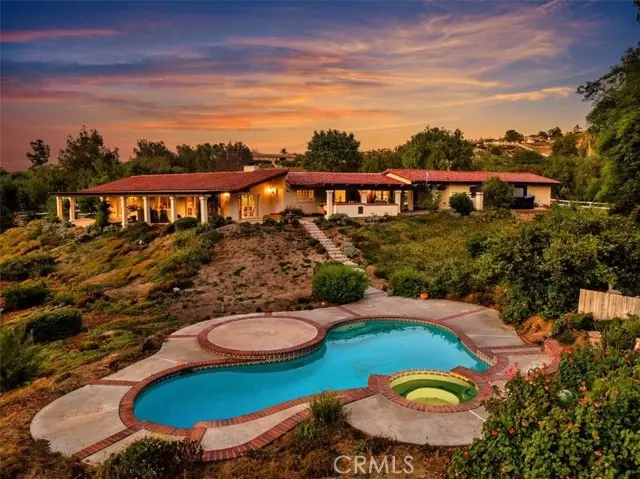 Temecula, CA 92592,37895 Avenida Bravura