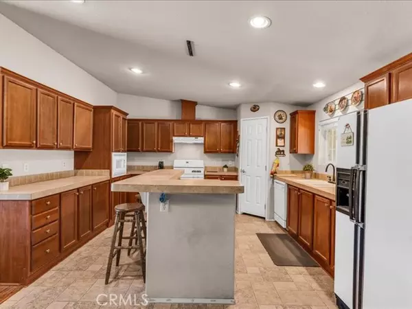 Pinon Hills, CA 92372,528 Sacramento RD