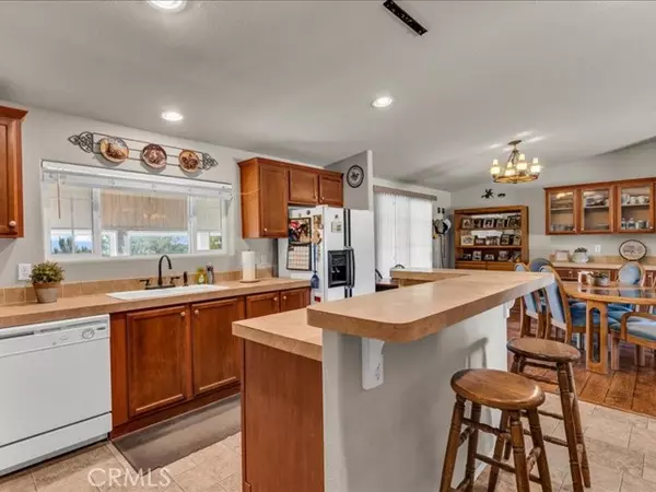 Pinon Hills, CA 92372,528 Sacramento RD