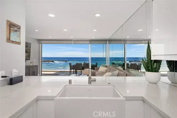 Laguna Beach, CA 92651,31755 Coast 106