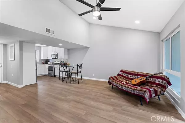 Oceanside, CA 92057,3660 Vista Campana 11
