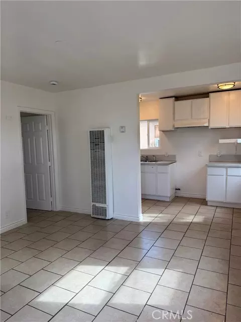 Compton, CA 90221,220 N Rose AVE 1