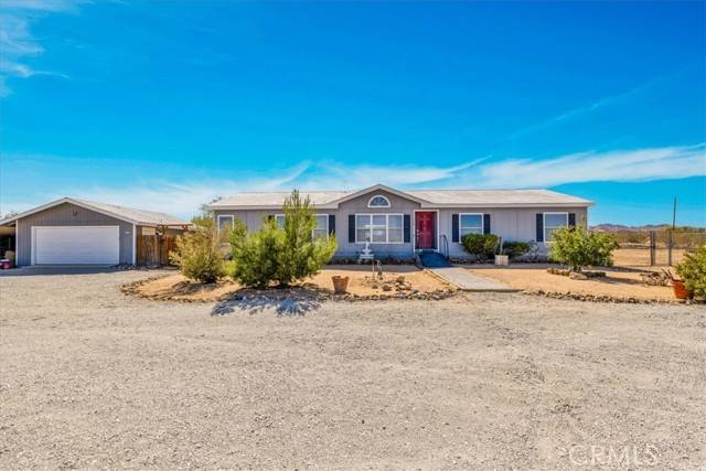 176 Soledad AVE, Yucca Valley, CA 92284