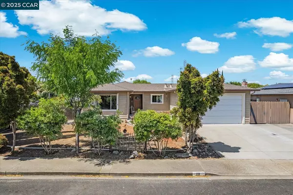 19 Petar Ln, Pittsburg, CA 94565