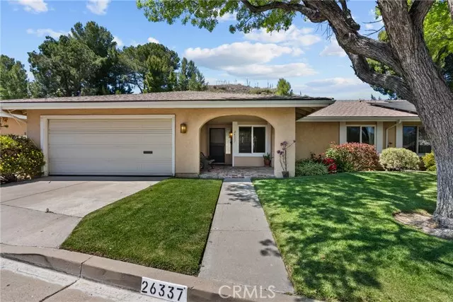 Newhall, CA 91321,26337 Green Terrace DR