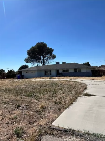 14376 Flathead RD, Apple Valley, CA 92307