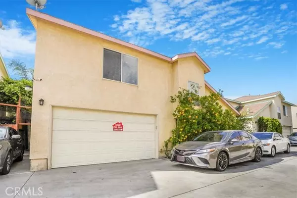 Arleta, CA 91331,9315 Woodman AVE 8