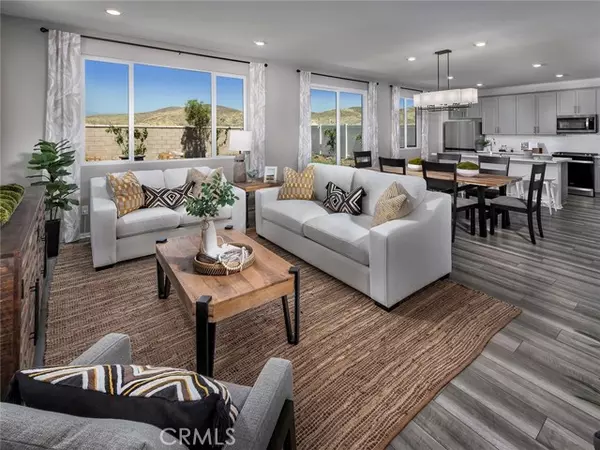 Redlands, CA 92374,2070 Mandarin LN