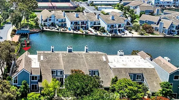 Huntington Beach, CA 92649,3842 Montego DR