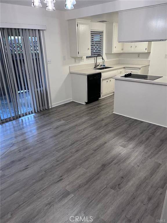 Redondo Beach, CA 90277,1107 Barbara ST