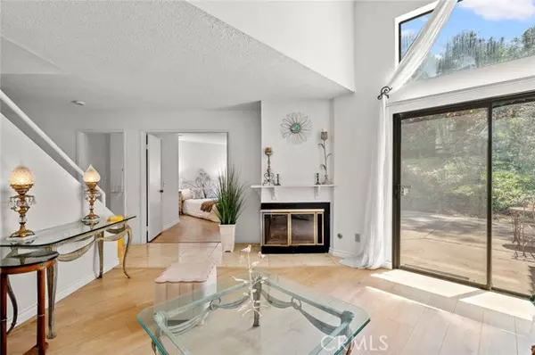 Diamond Bar, CA 91765,3040 La Paz LN B