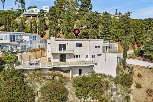 Los Angeles, CA 90046,2377 Mount Olympus DR