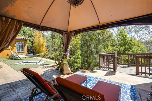 Los Angeles, CA 90046,8170 Gould AVE