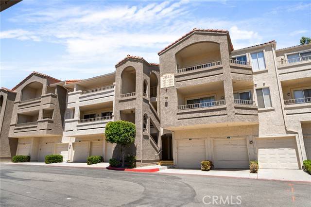 2045 Las Colinas CIR 103, Corona, CA 92879